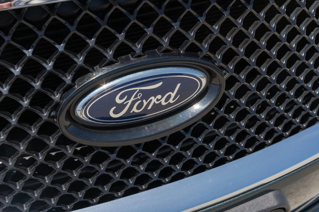 2016 Ford Taurus SHO 6th Gen - Image 18 of 31