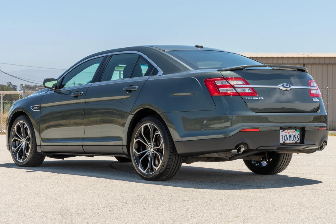 2016 Ford Taurus SHO 6th Gen - Image 4 of 31
