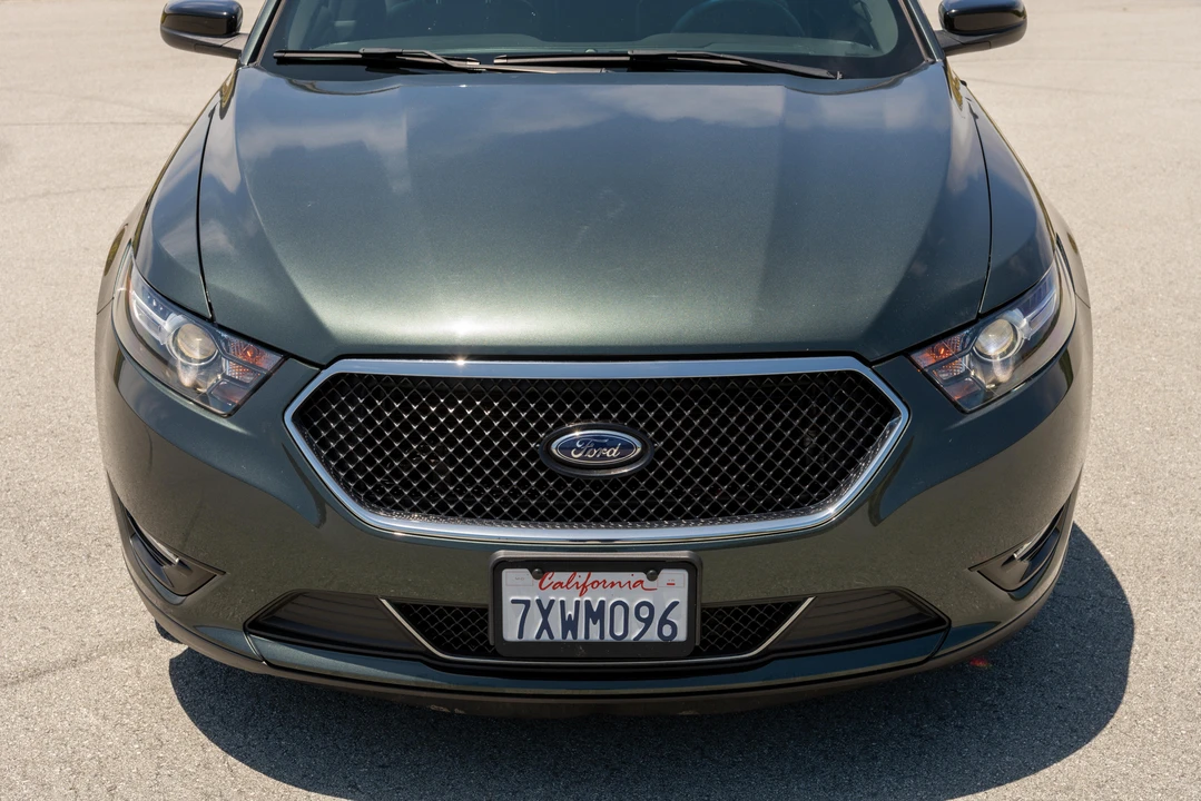 2016 Ford Taurus SHO 6th Gen - Image 19 of 31