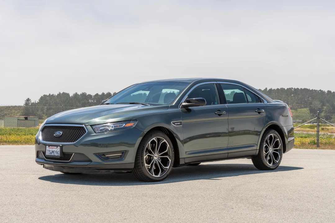 2016 Ford Taurus SHO 6th Gen - Image 6 of 31