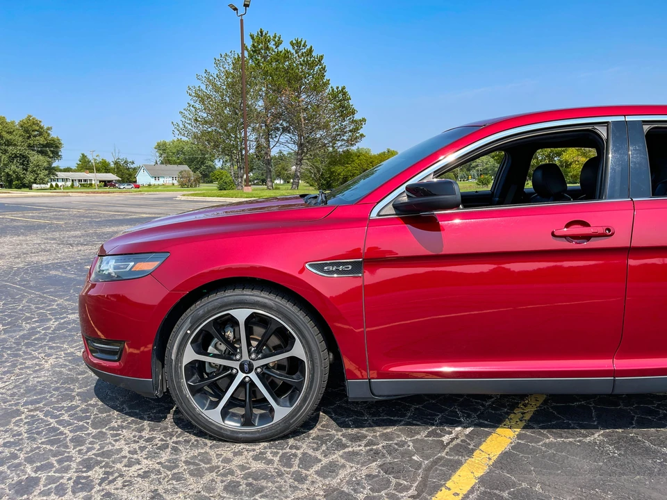 2016 Ford Taurus SHO 6th Gen - Image 31 of 31