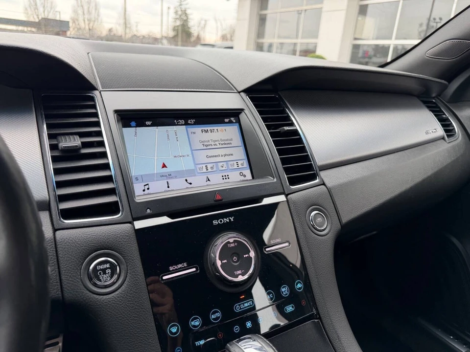 2016 Ford Taurus SHO 6th Gen - Image 19 of 21
