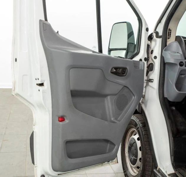 2016 Ford Transit - Image 5 of 12