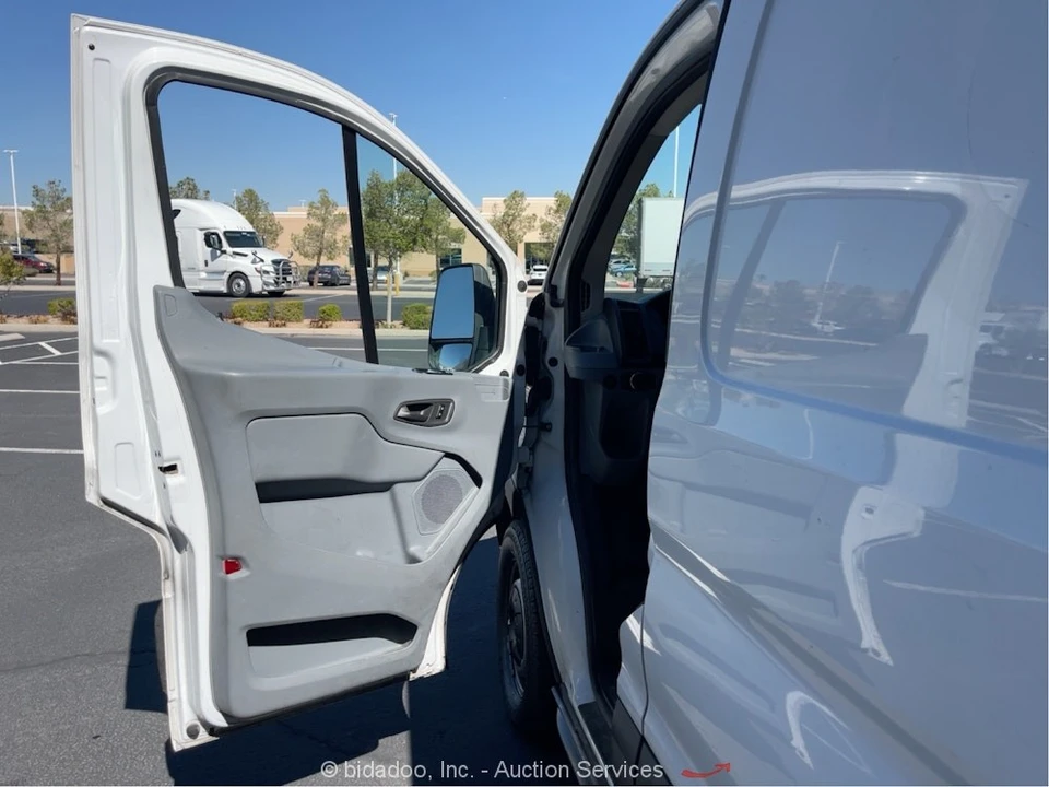 2016 Ford Transit - Image 11 of 12