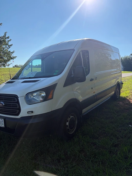 2016 Ford Transit - Image 2 of 9