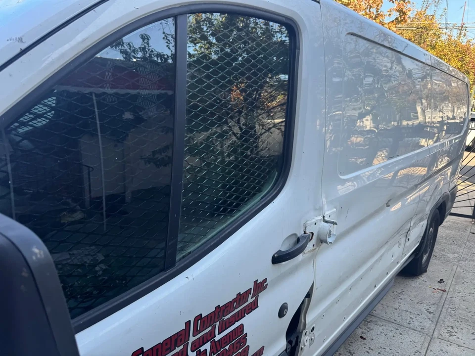 2016 Ford Transit - Image 2 of 4