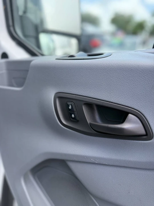 2016 Ford Transit - Image 13 of 21