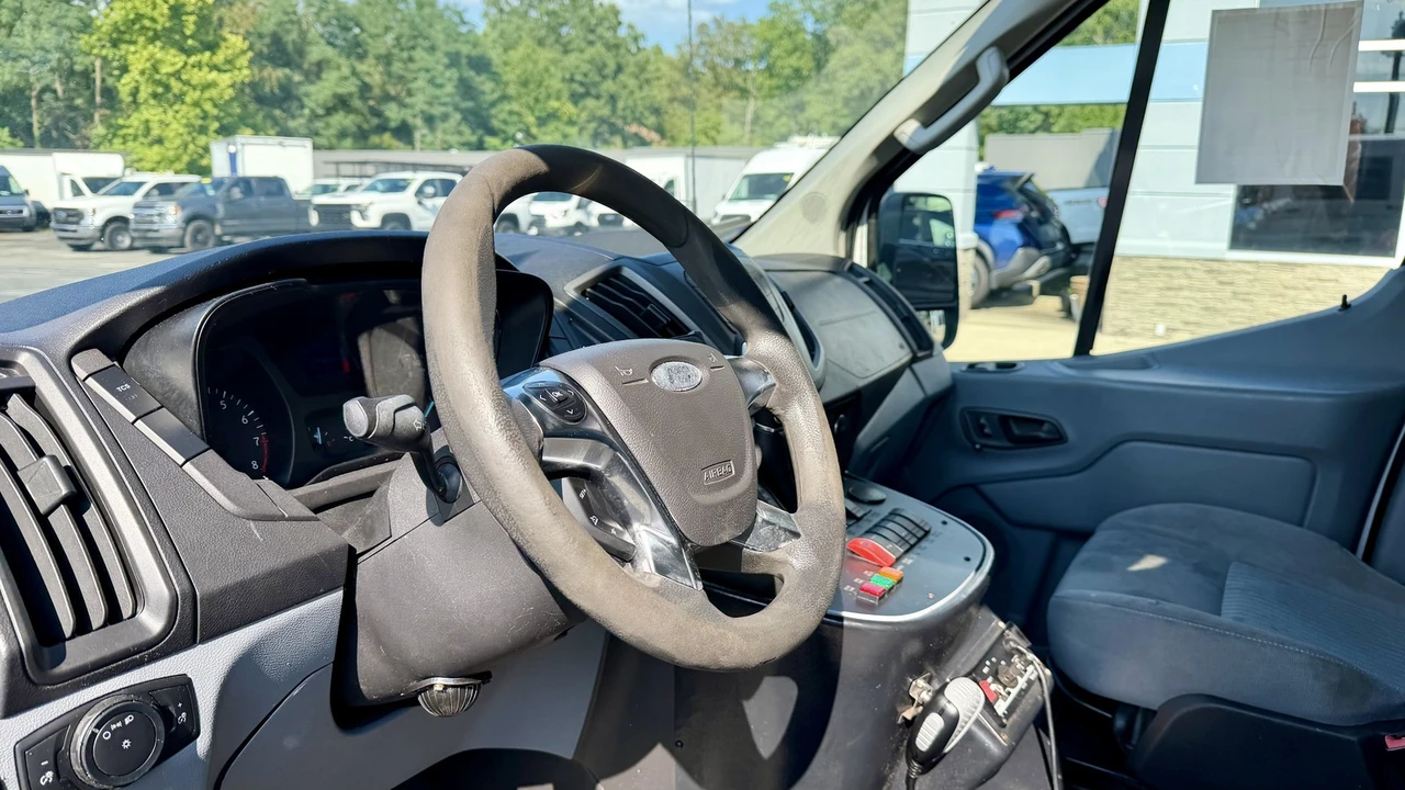 2016 Ford Transit - Image 23 of 30