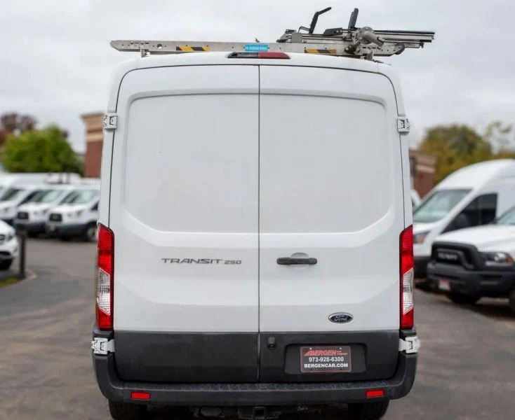 2016 Ford Transit - Image 9 of 12
