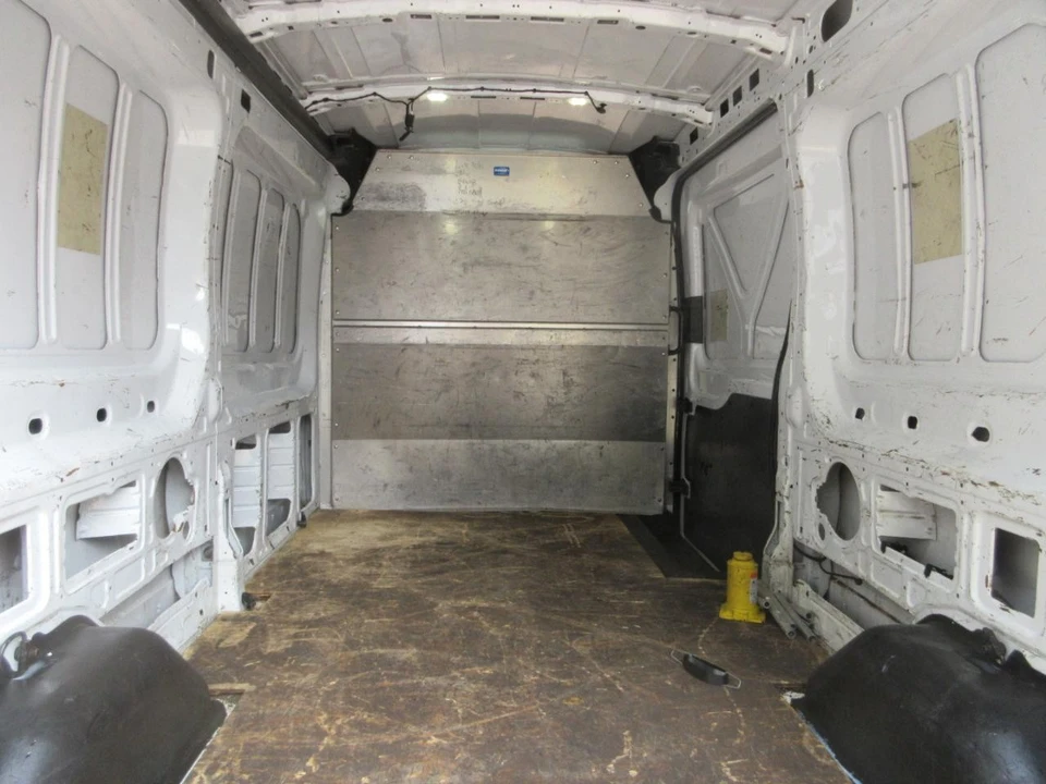 2016 Ford Transit - Image 14 of 31