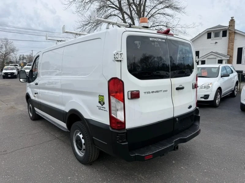2016 Ford Transit - Image 3 of 12
