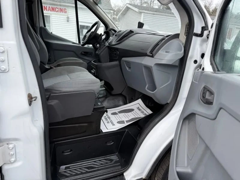 2016 Ford Transit - Image 9 of 12