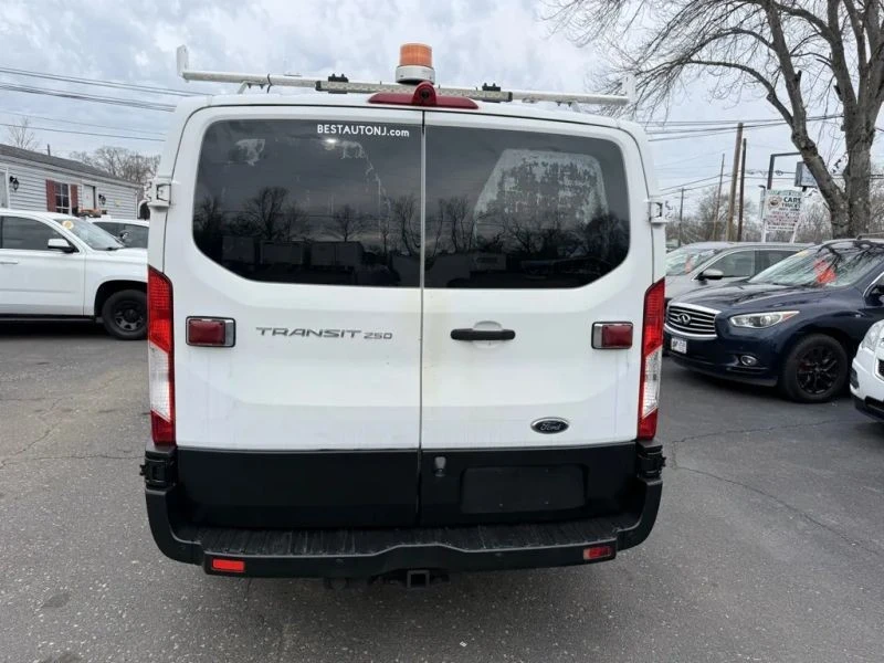2016 Ford Transit - Image 5 of 12