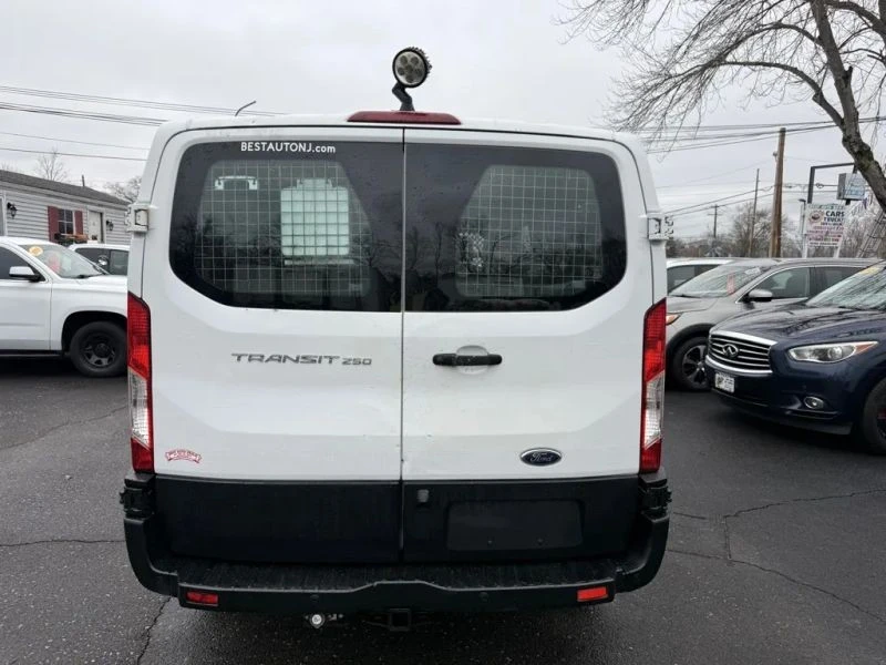 2016 Ford Transit - Image 6 of 12