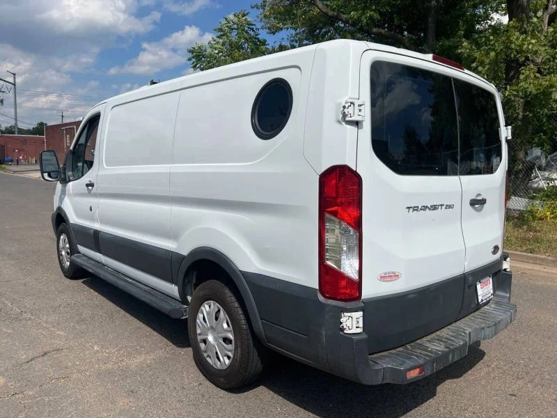 2016 Ford Transit - Image 7 of 8