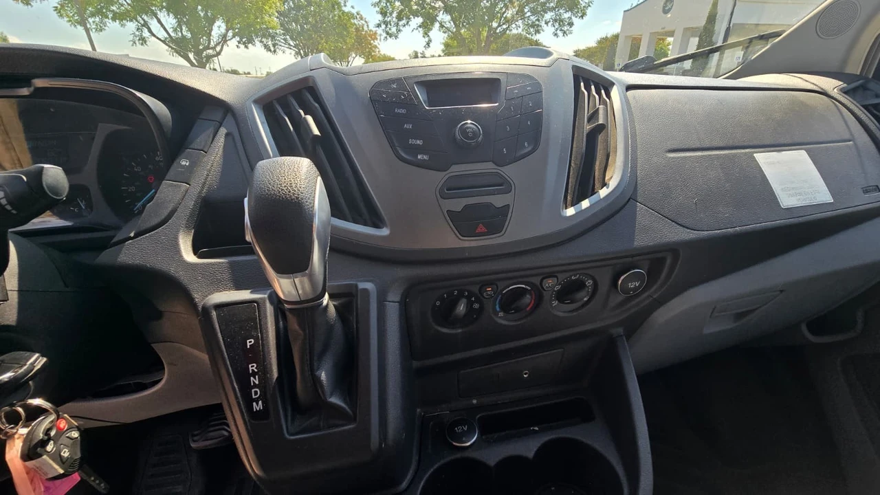 2016 Ford Transit - Image 12 of 27
