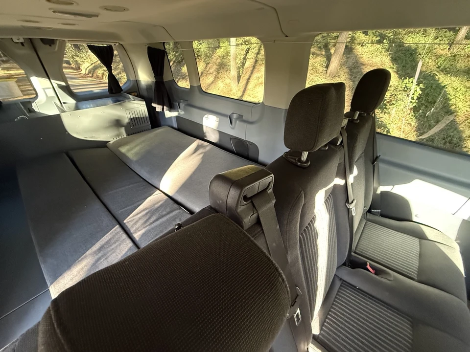 2016 Ford Transit - Image 2 of 31