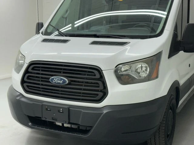 2016 Ford Transit - Image 2 of 11