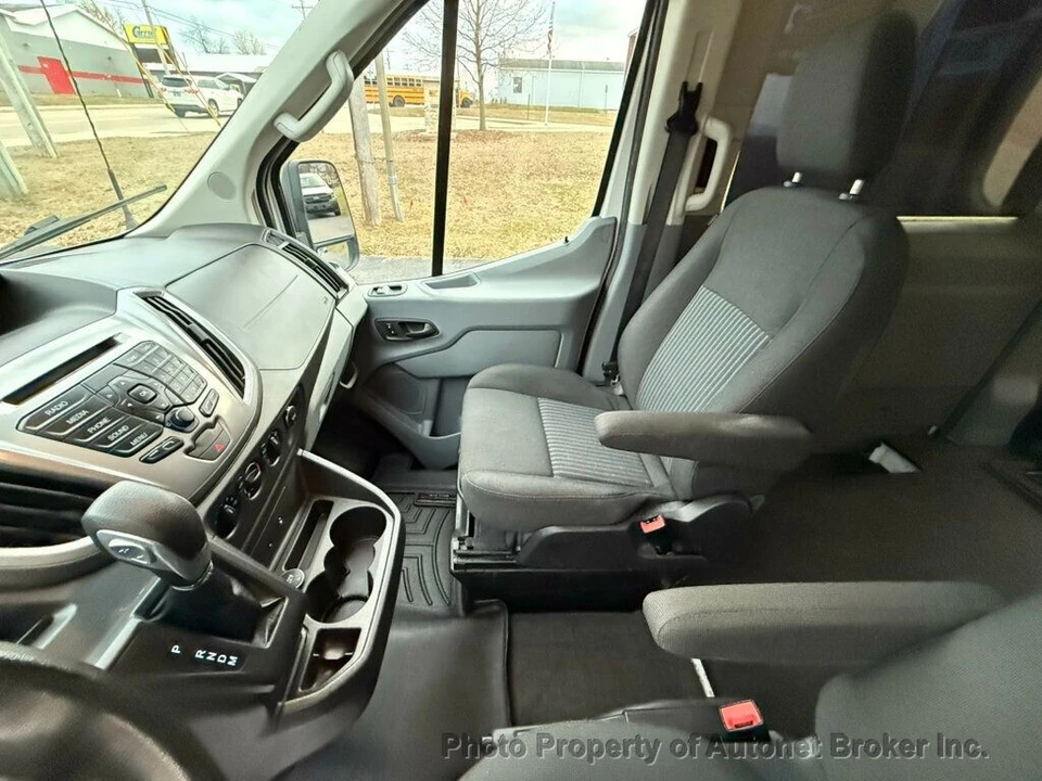 2016 Ford Transit - Image 11 of 12