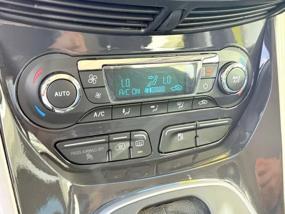 2016 Ford C-Max - Image 17 of 18