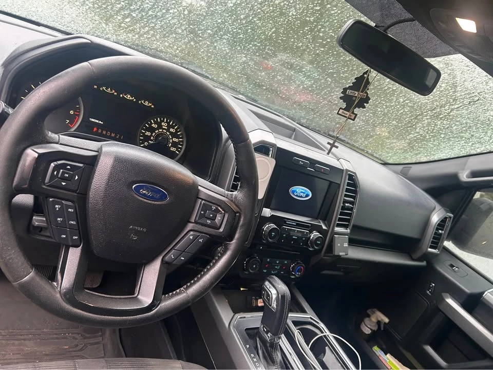 2016 Ford Econoline Van - Image 8 of 9