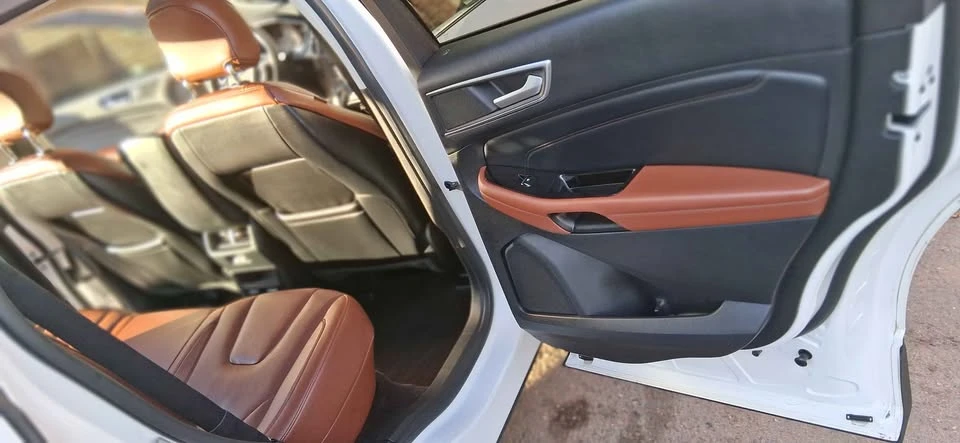 2016 Ford Edge - Image 11 of 19