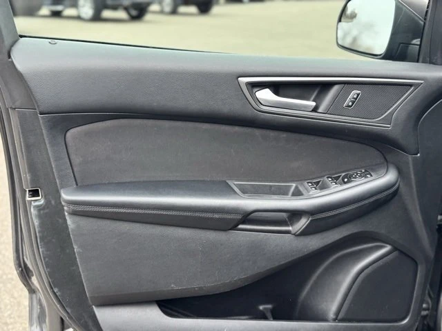 2016 Ford Edge - Image 10 of 19