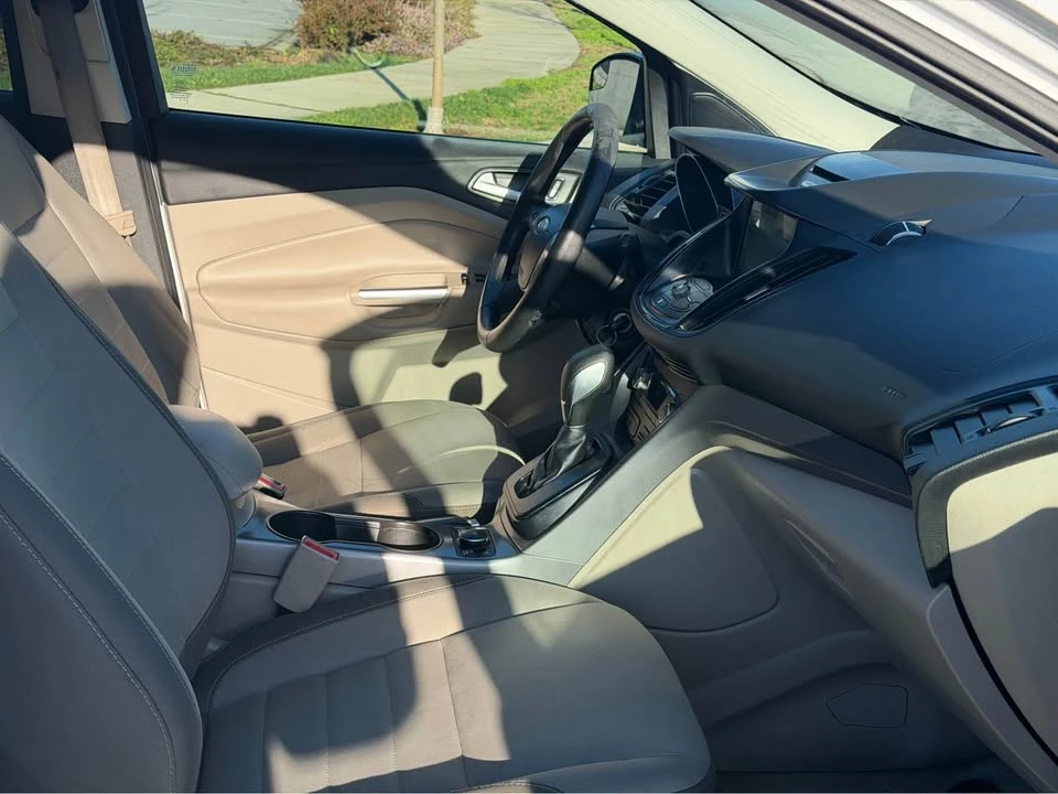 2016 Ford Escape - Image 10 of 20