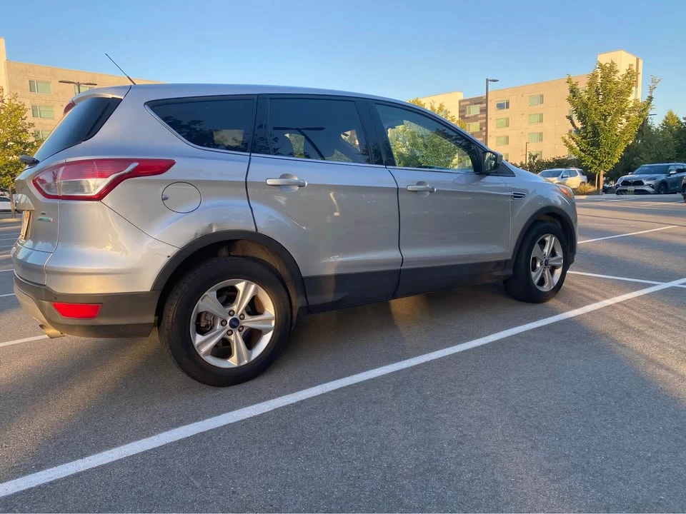 2016 Ford Escape - Image 2 of 16