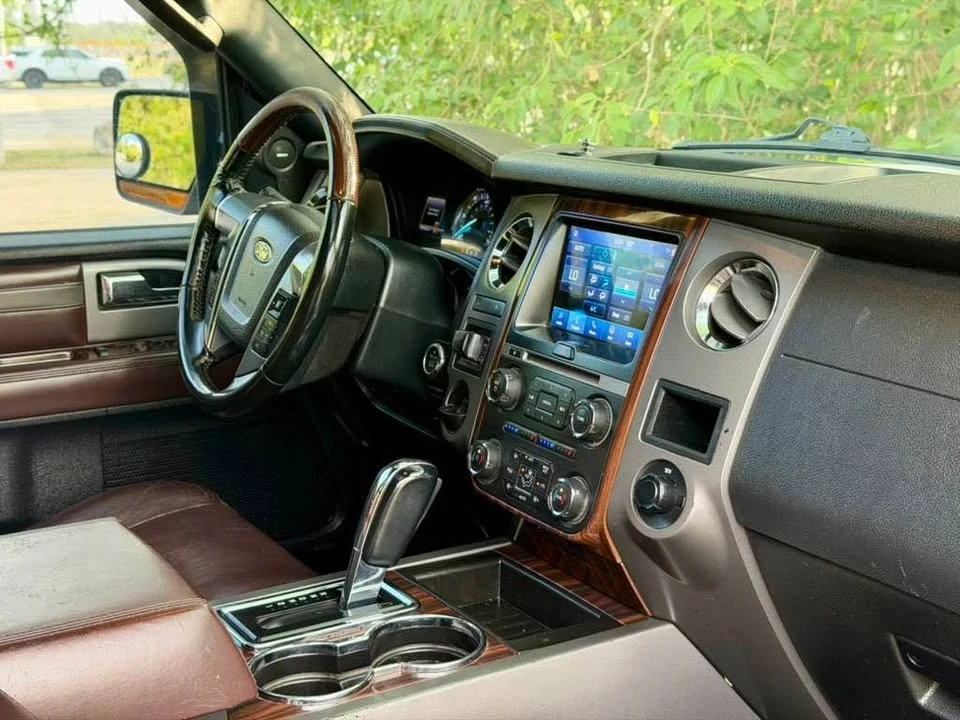2016 Ford Expedition 3rd Gen - Image 8 of 13