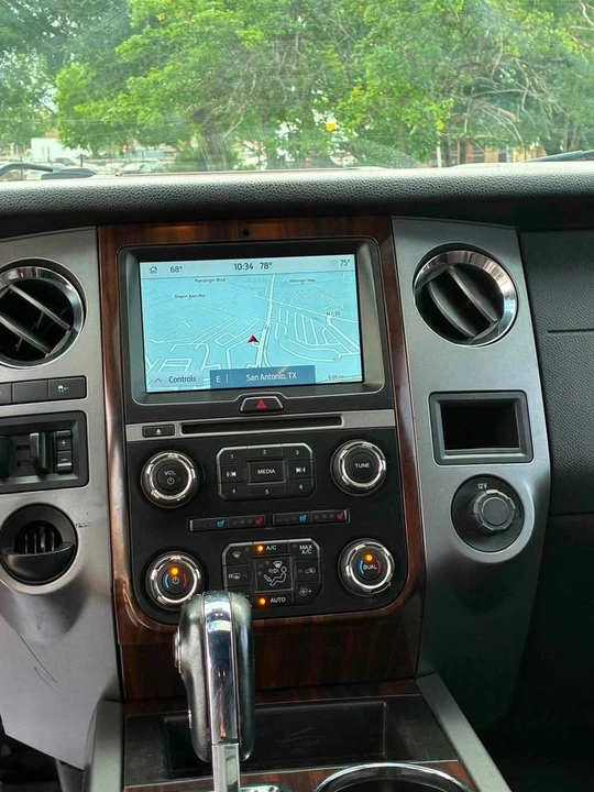 2016 Ford Expedition 3rd Gen - Image 15 of 20