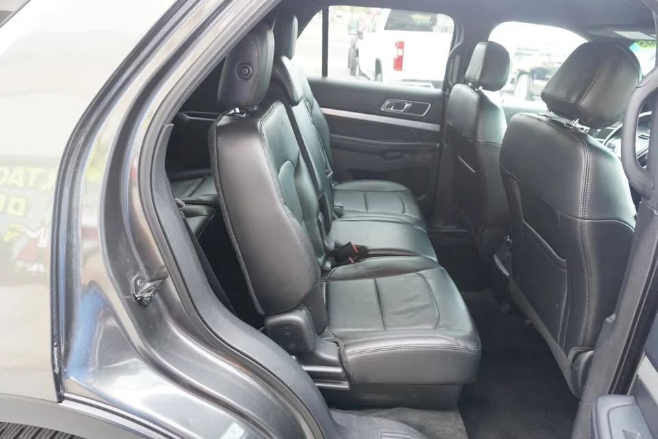 2016 Ford Explorer 5th Gen - Image 14 of 16