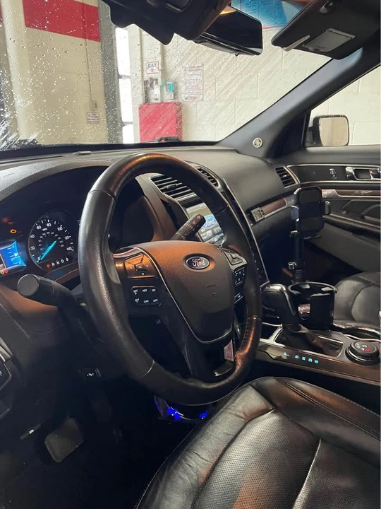 2016 Ford Explorer 5th Gen - Image 17 of 18
