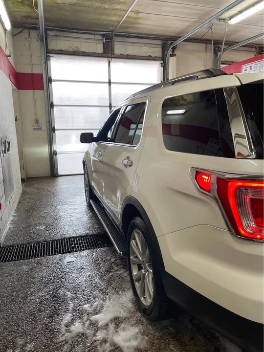 2016 Ford Explorer 5th Gen - Image 3 of 18