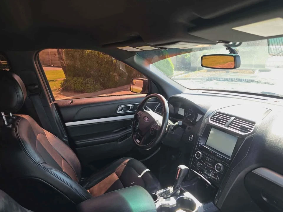 2016 Ford Explorer 5th Gen - Image 6 of 11