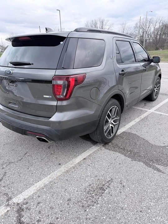2016 Ford Explorer 5th Gen - Image 5 of 20