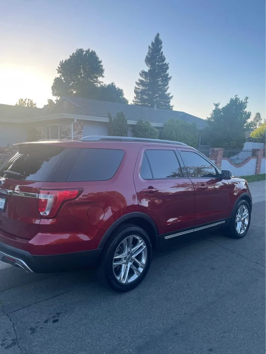 2016 Ford Explorer 5th Gen - Image 4 of 9