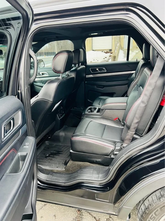 2016 Ford Explorer 5th Gen - Image 10 of 17