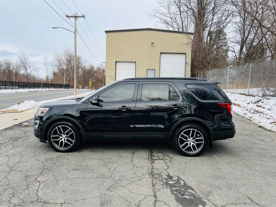 2016 Ford Explorer 5th Gen - Image 2 of 17
