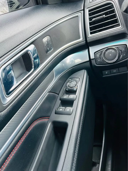 2016 Ford Explorer 5th Gen - Image 16 of 17