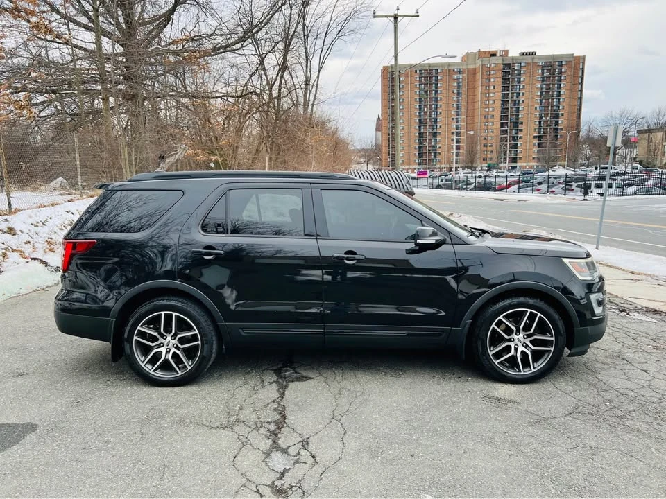2016 Ford Explorer 5th Gen - Image 5 of 17