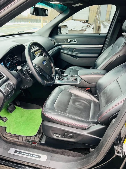 2016 Ford Explorer 5th Gen - Image 9 of 17