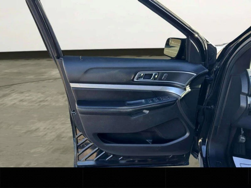 2016 Ford Explorer 5th Gen - Image 9 of 20
