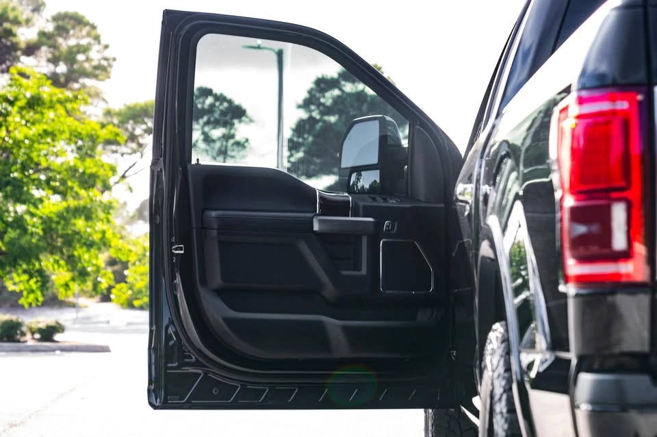 2016 Hennessey - Image 6 of 7