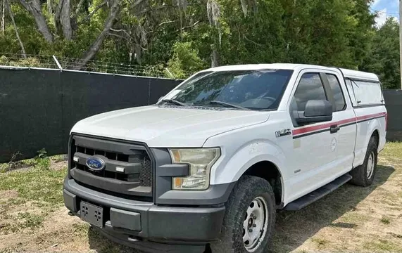 2016 Ford F-150 SuperCrew Cab XL