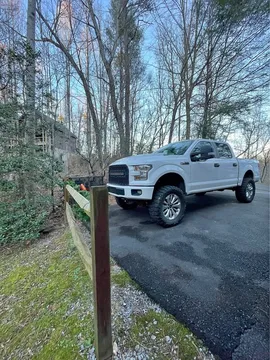 2016 Ford F-150 SuperCrew Cab XLT