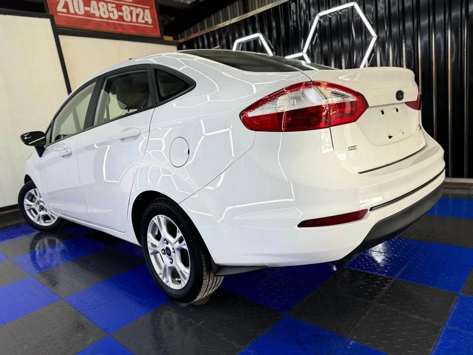 2016 Ford Fiesta - Image 6 of 11