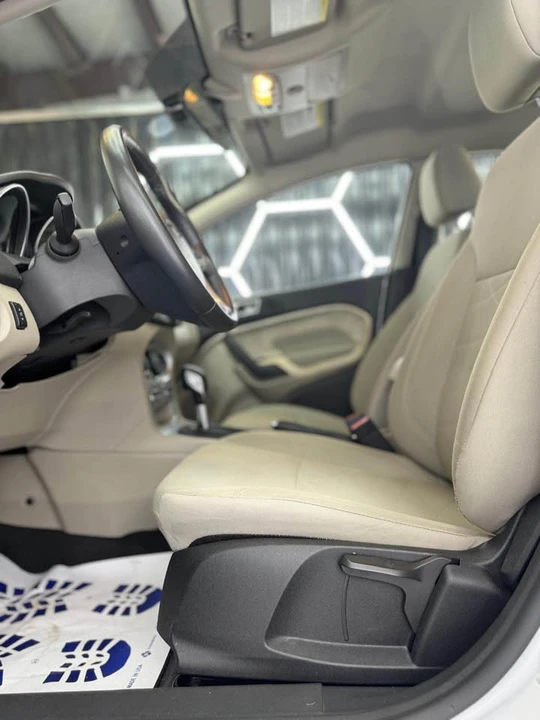 2016 Ford Fiesta - Image 7 of 11