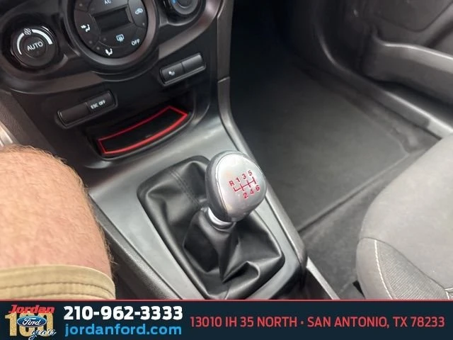 2016 Ford Fiesta - Image 14 of 19