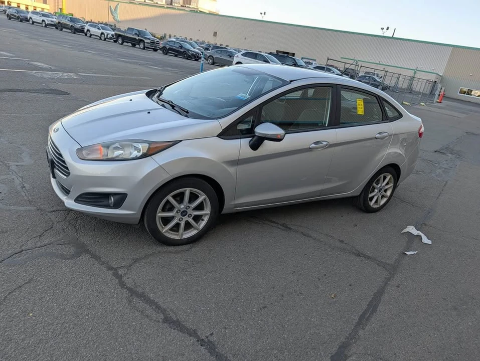 2016 Ford Fiesta - Image 8 of 12